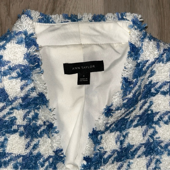 Ann Taylor Blue and White Checkered Blazer - Picture 4 of 5